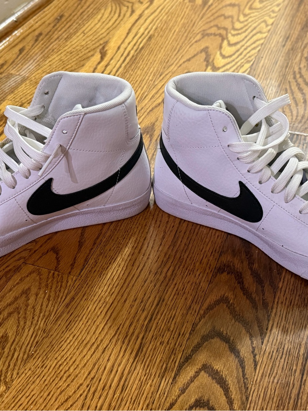 Nike Blazer Mid '77 GS (Size 5Y) - Picture 4 of 5